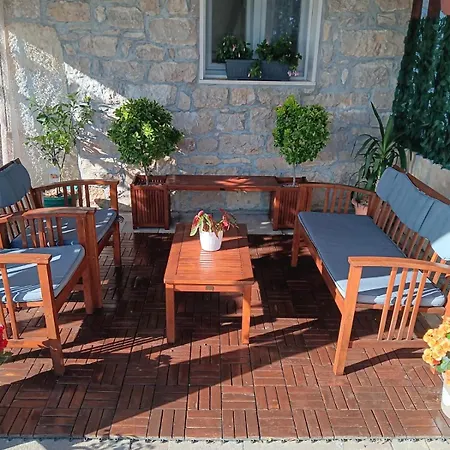 Holiday home Kuca Za Odmor Delfina