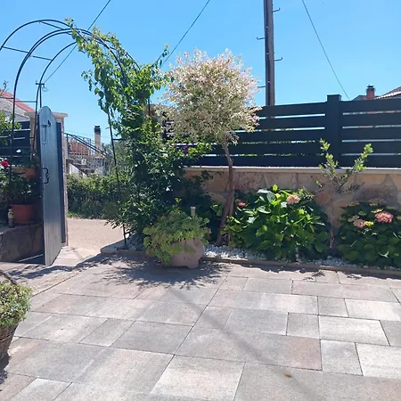 Holiday home Kuca Za Odmor Delfina Slivnica